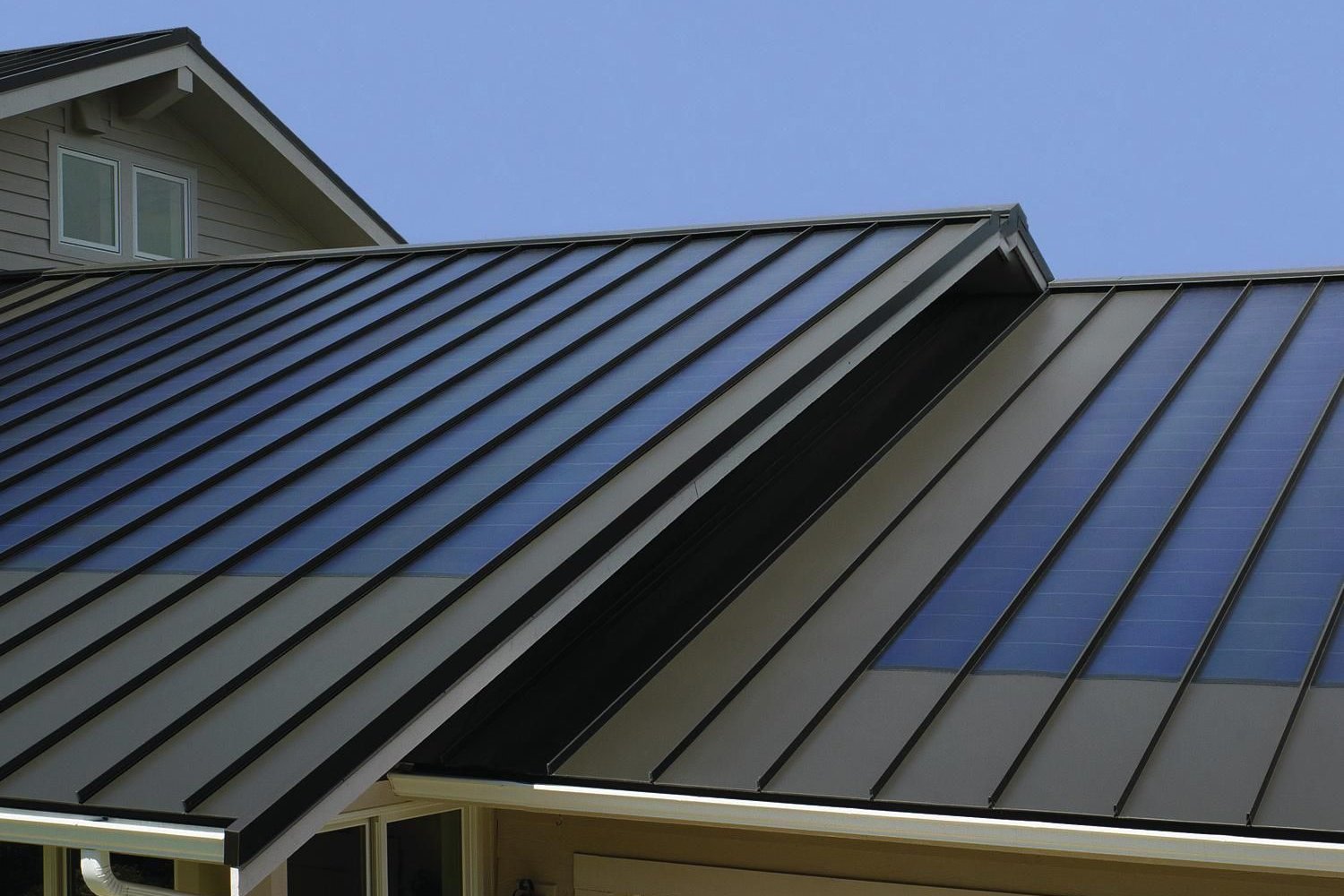 Integrated solar roofing panels